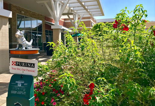 Shopping Mall «Taubman Prestige Outlets», reviews and photos, 17057 N Outer 40 Rd, Chesterfield, MO 63005, USA