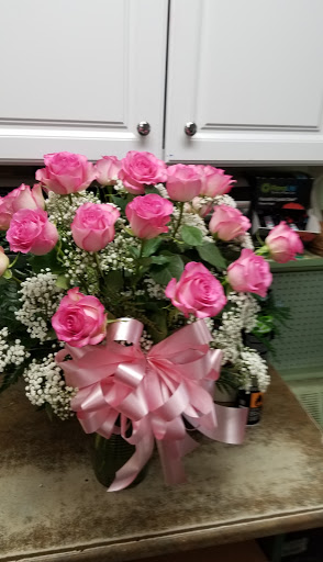 Florist «Kirk Florist», reviews and photos, 80 W Farms Rd, Farmingdale, NJ 07727, USA