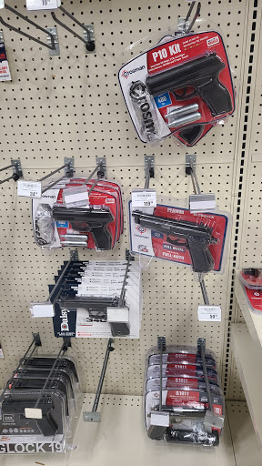 Sporting Goods Store «Academy Sports + Outdoors», reviews and photos, 12700 South Fwy, Burleson, TX 76028, USA