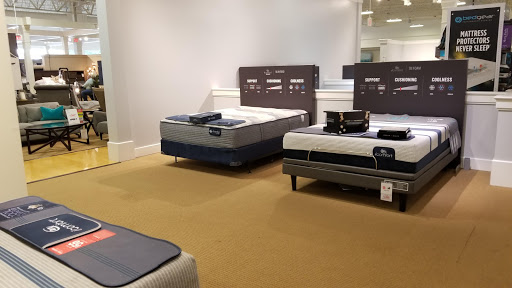 Furniture Store «Value City Furniture», reviews and photos, 8032 Burlington Pike, Florence, KY 41042, USA