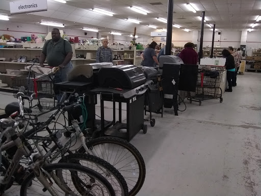 Thrift Store «Waterfront Rescue Mission Thrift Store», reviews and photos