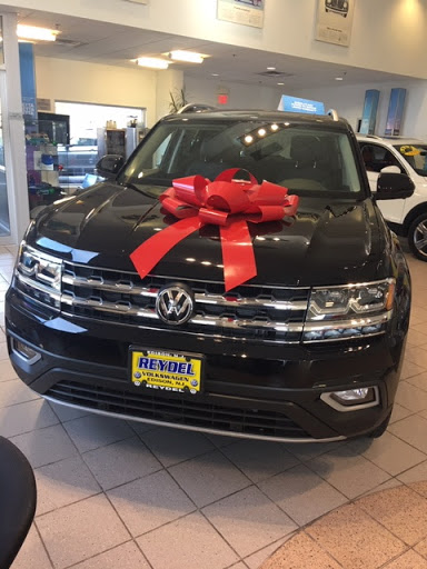 Volkswagen Dealer «Reydel Volkswagen, Sales & Service Center, Edison New Jersey VW Dealer», reviews and photos, 2034 NJ-27, Edison, NJ 08817, USA