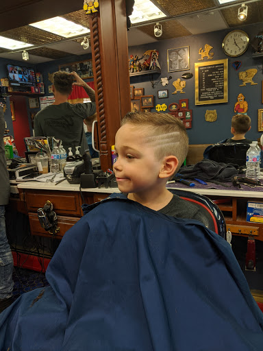 Barber Shop «Punch Barber Shop», reviews and photos, 491 Pennsylvania Ave, Glen Ellyn, IL 60137, USA