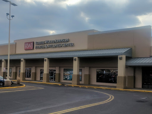Gym «Robert Wood Johnson Fitness & Wellness Center», reviews and photos, 1044 U.S. 9, Parlin, NJ 08859, USA