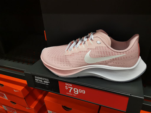 Clothing Store «Nike Factory Store», reviews and photos, 11401 NW 12th St #224, Miami, FL 33172, USA