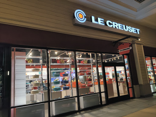 Le Creuset Outlet Store