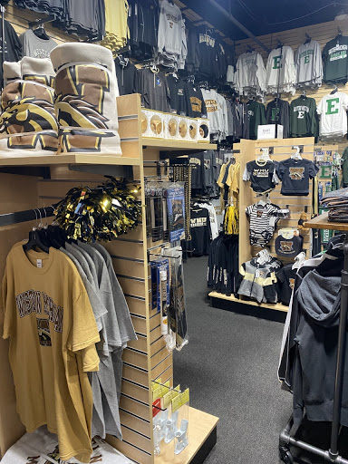 Sportswear Store «Rally House Shelby Charter Township», reviews and photos, 14257 Hall Rd, Shelby Charter Township, MI 48315, USA