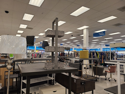 Clothing Store «Ross Dress for Less», reviews and photos, 8540 Fourwinds Dr, Windcrest, TX 78239, USA