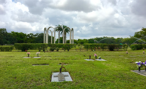 Funeral Home «Vista Memorial Gardens», reviews and photos, 14200 NW 57th Ave, Miami Lakes, FL 33014, USA