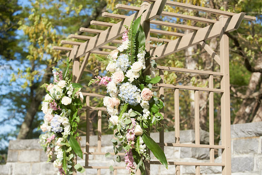 Florist «Ford Flower Co.», reviews and photos, 83 S Broadway, Salem, NH 03079, USA