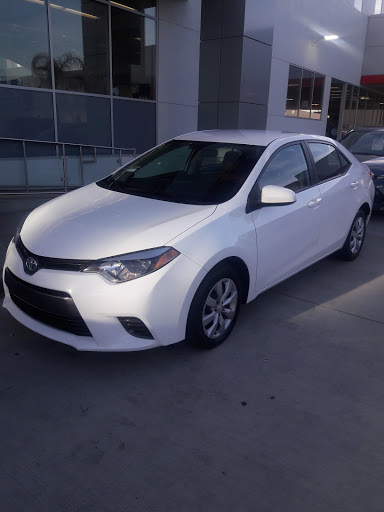 Car Dealer «West Coast Toyota», reviews and photos, 3399 E Willow St, Long Beach, CA 90806, USA