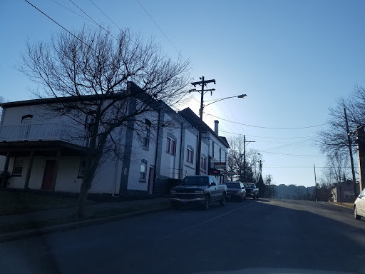 Movie Theater «Parkland Theatre & Entertainment Centre», reviews and photos, 6550 Parkland Ave, Cincinnati, OH 45233, USA