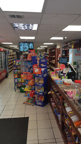 Reviews of Kingsholm Stores in Gloucester - Supermarket