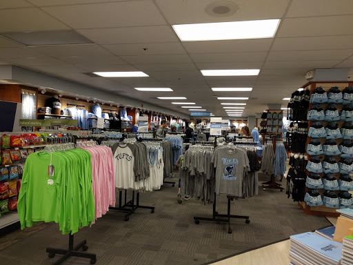 Tufts University Bookstore, 46 Professors Row, Medford, MA 02155, USA, 