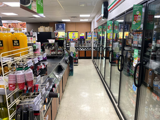 Convenience Store «7-Eleven», reviews and photos, 615 S Main St, Duncanville, TX 75116, USA