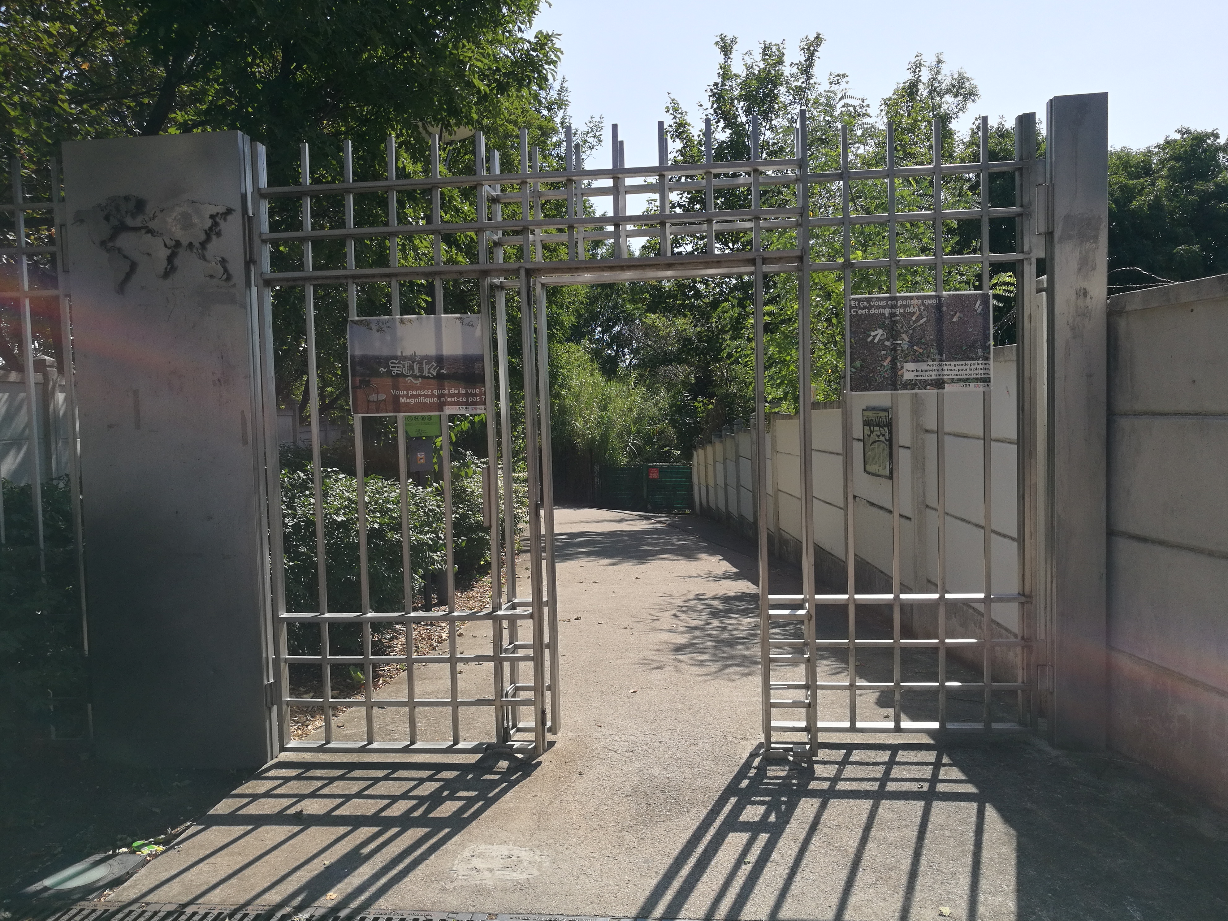 Photo n° 23 de l'avis de Frenchnraughmoobthoj.h fait le 04/08/2019 à 04:47