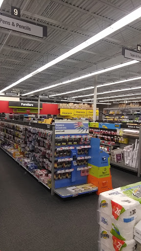 Office Supply Store «Staples», reviews and photos, 7000 Forest Preserve Dr, Norridge, IL 60706, USA