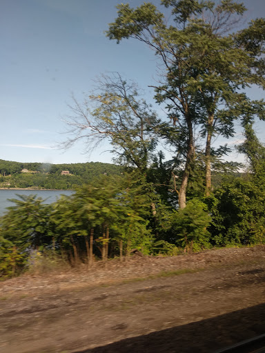 Park «Quiet Cove Riverfront Park», reviews and photos, 1 Clear Water Dr, Poughkeepsie, NY 12601, USA