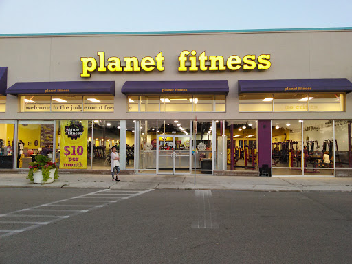 Gym «Planet Fitness», reviews and photos, 751 W Golf Rd, Des Plaines, IL 60016, USA