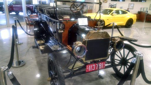 Car Dealer «Geweke Ford», reviews and photos, 871 E Onstott Rd, Yuba City, CA 95991, USA