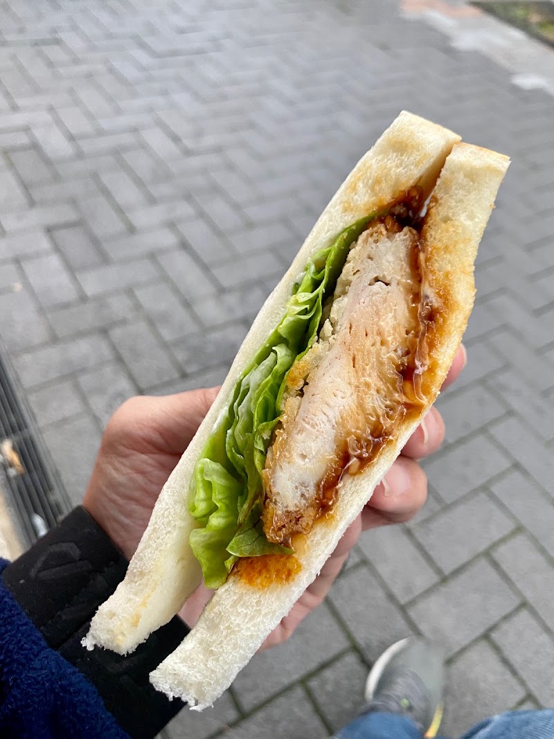 サンドイッチ・食パン PANYA-SAN 本店