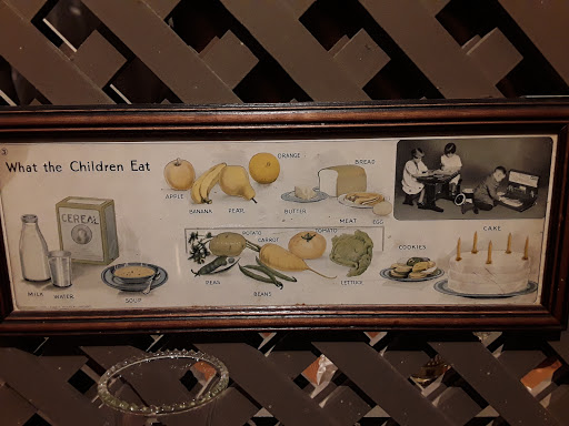 American Restaurant «Cracker Barrel Old Country Store», reviews and photos, 350 Triangle Dr, Sellersburg, IN 47172, USA