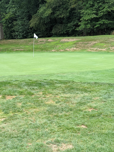 Golf Course «Little Met Golf Course», reviews and photos, 18599 Old Lorain Rd, Cleveland, OH 44135, USA