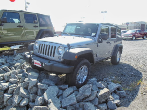 Used Car Dealer «Prince Frederick Chrysler Jeep Dodge Ram», reviews and photos, 265 Solomons Island Rd N, Prince Frederick, MD 20678, USA