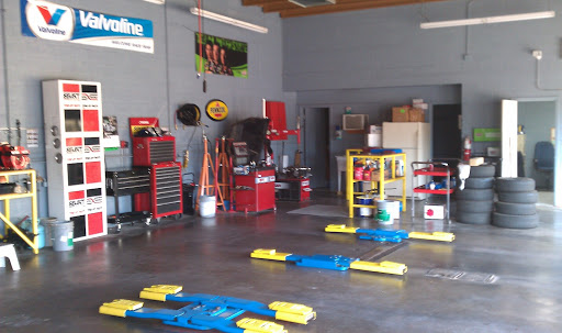 Auto Repair Shop «29th Street Auto», reviews and photos, 2925 N 29th St, Phoenix, AZ 85016, USA