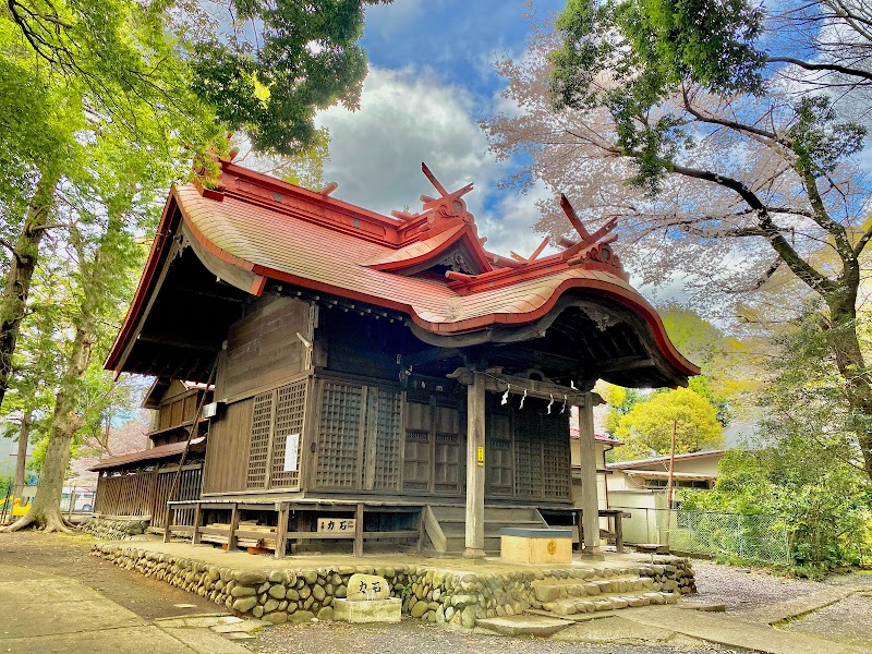 本村八幡神社