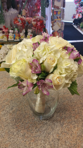 Florist «Marycels Flowers & Gift Shop», reviews and photos, 1080 Main Ave, Clifton, NJ 07011, USA