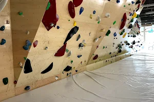 Ignis Climbing Gym image