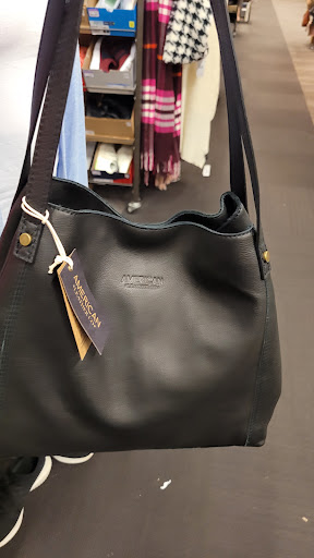 Shoe Store «DSW Designer Shoe Warehouse», reviews and photos, 23171 W Outer Dr, Allen Park, MI 48101, USA