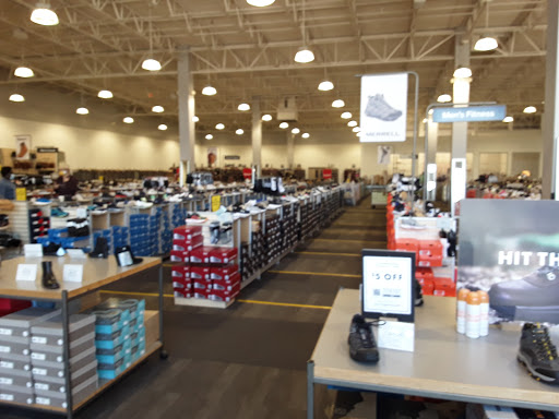 Shoe Store «DSW Designer Shoe Warehouse», reviews and photos, 10515 N Mopac Expy, Austin, TX 78759, USA