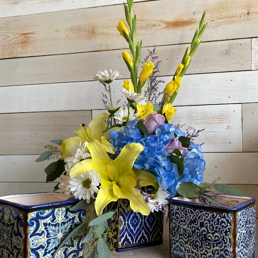 Florist «Sabrinas Flowers & Gifts», reviews and photos, 1903 S Goliad St, Rockwall, TX 75087, USA