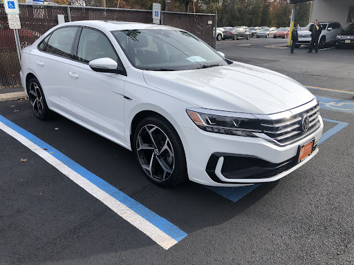 Volkswagen Dealer «Reydel Volkswagen, Sales & Service Center, Edison New Jersey VW Dealer», reviews and photos, 2034 NJ-27, Edison, NJ 08817, USA