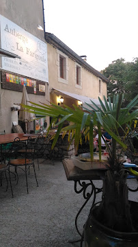 Atmosphère du Restaurant Auberge La Farigoule à Bidon - n°12
