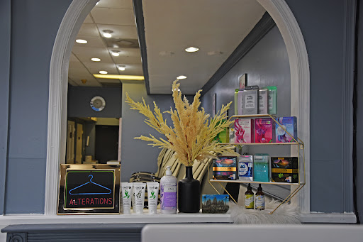 Aniston's Nails & Spa