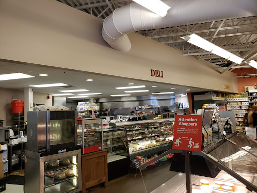 Grocery Store «Bow Street Market», reviews and photos, 79 Bow St, Freeport, ME 04032, USA