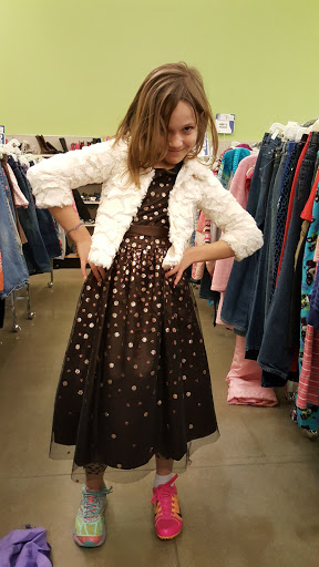 Store «Goodwill Store and Buy the Pound Outlet», reviews and photos