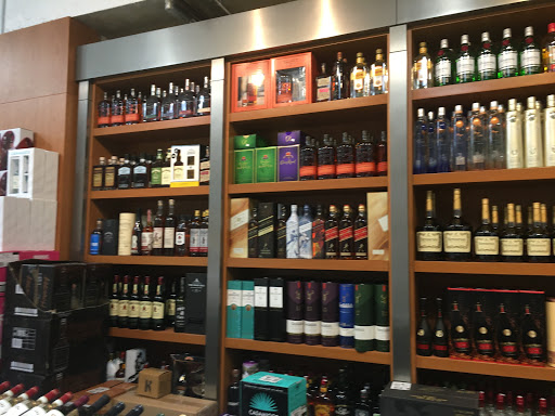 Liquor Store «Triton Liquors Miami Beach», reviews and photos, 2897 Collins Ave, Miami, FL 33140, USA