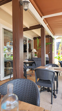 Atmosphère du Restaurant Les CinQ Sens à Vendays-Montalivet - n°2