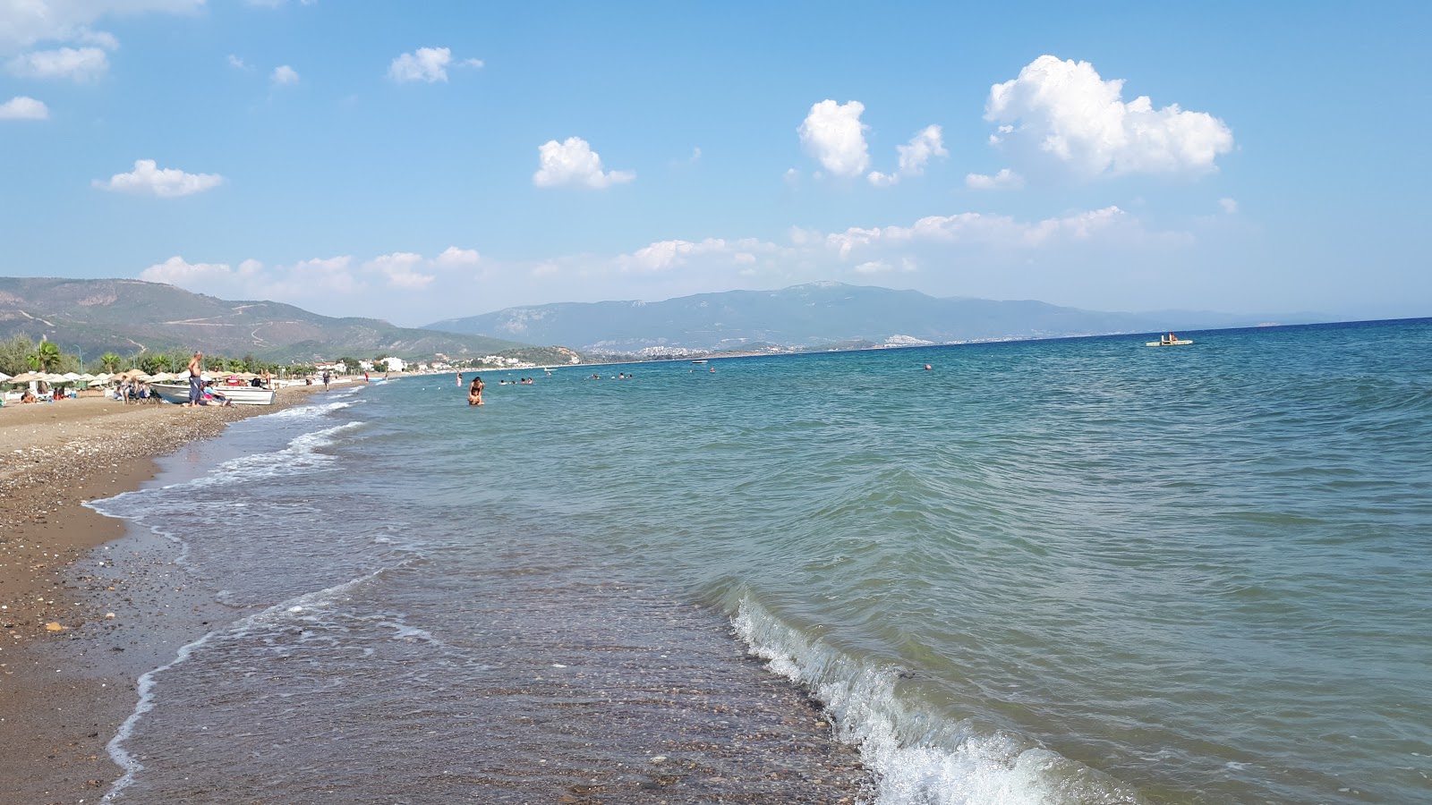 Urkmez beach'in fotoğrafı çok temiz temizlik seviyesi ile