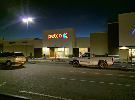 Pet Supply Store «Petco Animal Supplies», reviews and photos, 226 Thornton Drive, Dickson, TN 37055, USA