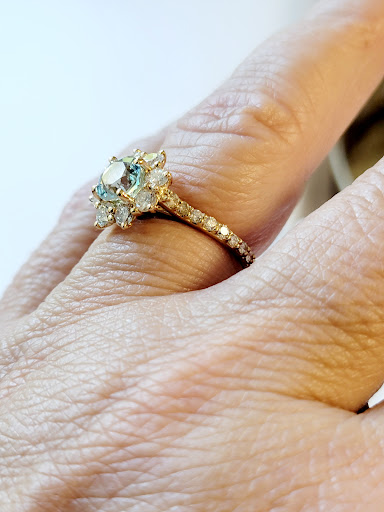 Jewelry Store «Simply Unique», reviews and photos, 1215 George Washington Memorial Hwy Suite O, Yorktown, VA 23693, USA