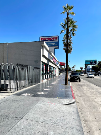 Auto Parts Store «Pep Boys Auto Parts & Service», reviews and photos, 6125 Hollywood Blvd, Hollywood, CA 90028, USA