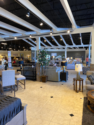 Furniture Store «Furniture Deals», reviews and photos, 10360 Metcalf Ave, Overland Park, KS 66212, USA