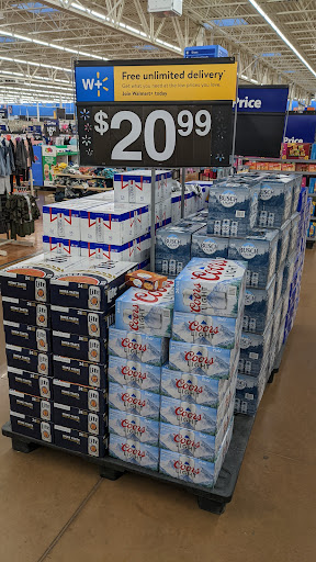 Department Store «Walmart Supercenter», reviews and photos, 555 Colemans Crossing Blvd, Marysville, OH 43040, USA