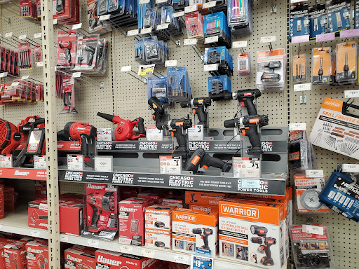 Hardware Store «Harbor Freight Tools», reviews and photos, 2000 Avondale Dr STE 104, Durham, NC 27704, USA