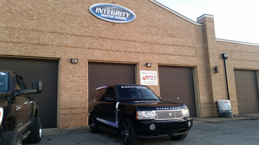 Auto Repair Shop «Integrity Auto Care», reviews and photos, 901 S Riverside Dr a, Clarksville, TN 37040, USA